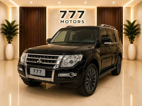 MITSUBISHI PAJERO FULL 3.2 HPE 4X4 16V TURBO INTERCOOLER DIESEL 4P AUTOMÁTICO MITSUBISHI PAJERO FULL 3.2 HPE 4X4 16V TURBO INTERCOOLER DIESEL 4P AUTOMÁTICO